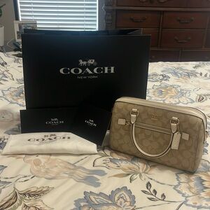 Signature Coach small Final Price